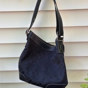 Elegant Black Shoulder Bag